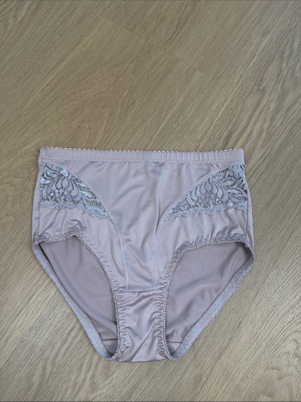 High-Waist Satin Lace Panty M